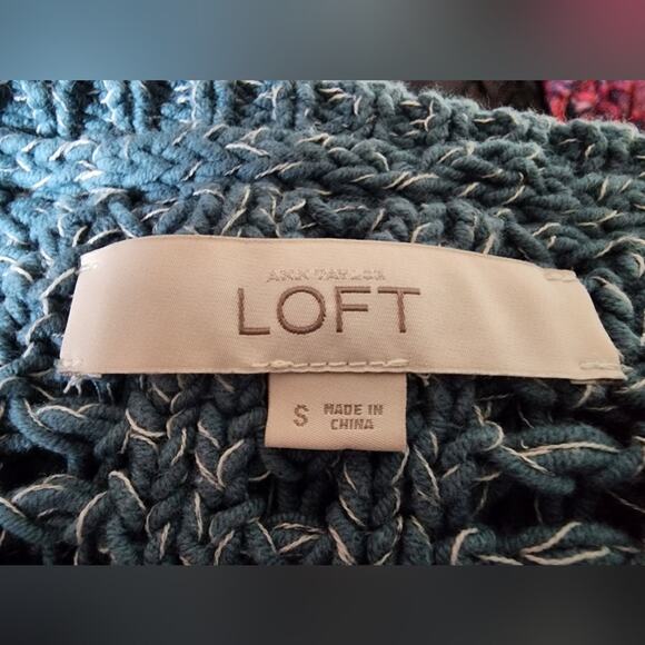 Ann Taylor Loft Size SMALL Open Knit Blue Green Sweater Pullover Tunic EUC - Picture 5 of 5